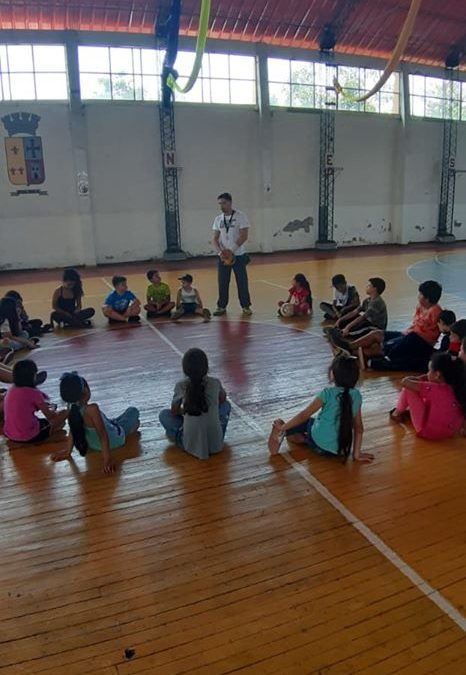 Hijos de temporeros de Bulnes acuden a escuela de Verano con apoyo municipal y del Ministerio de Desarrollo Social